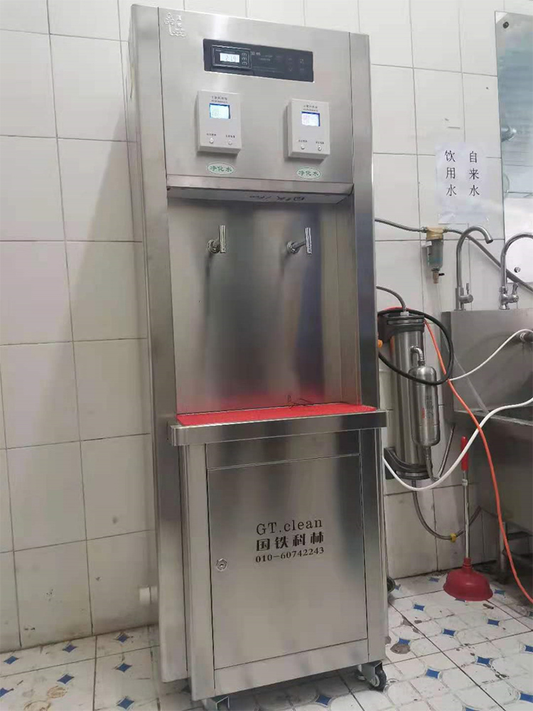 中國政法大學(xué)為師生解決飲水問題，毫不遲疑選擇了國林校園開水器