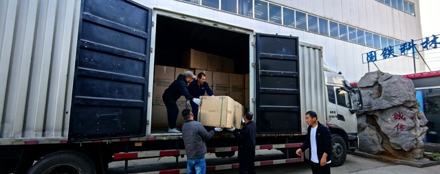 開水器裝車發(fā)貨，用心交付每個(gè)訂單！